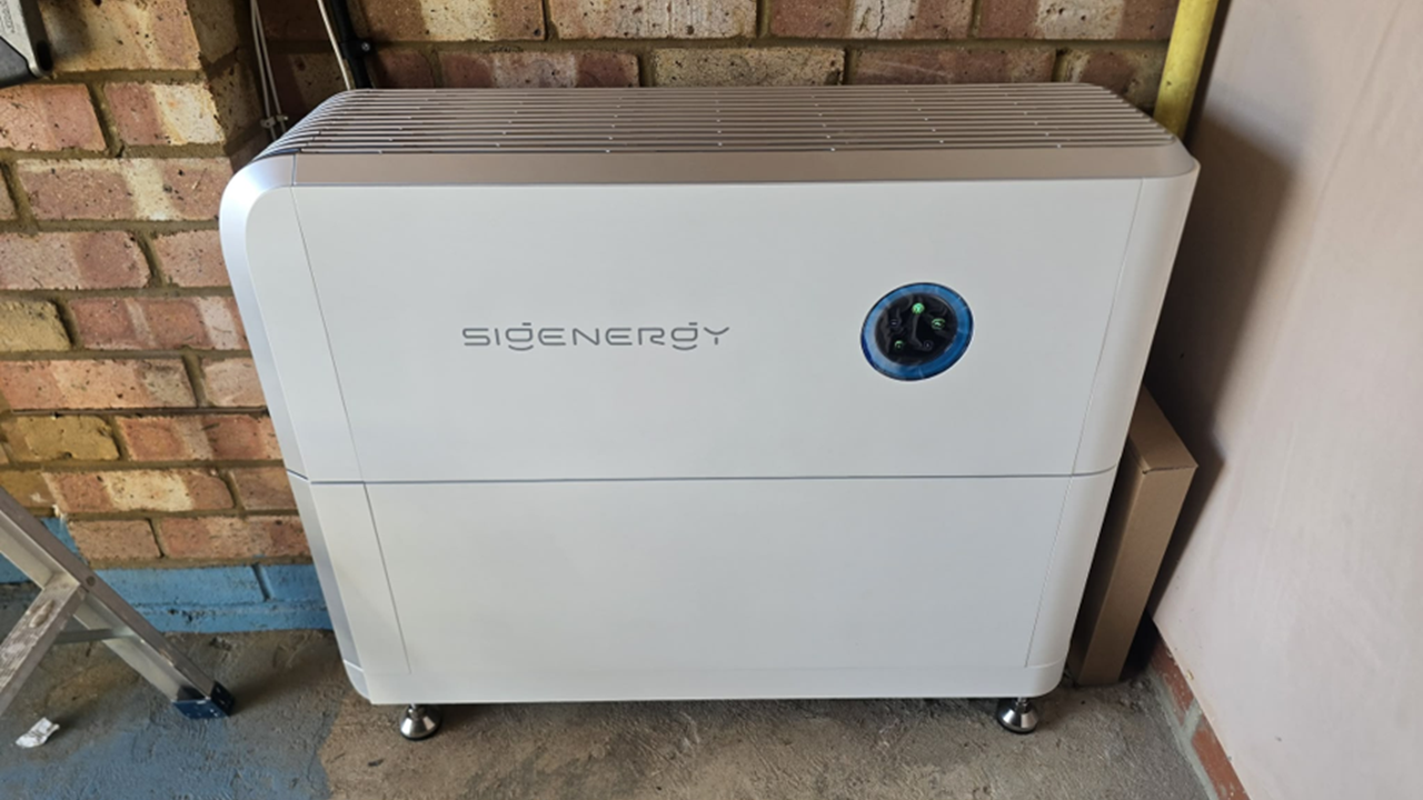 Sigenergy 8kW hybrid | 9.04Wh batteries | Dunstable