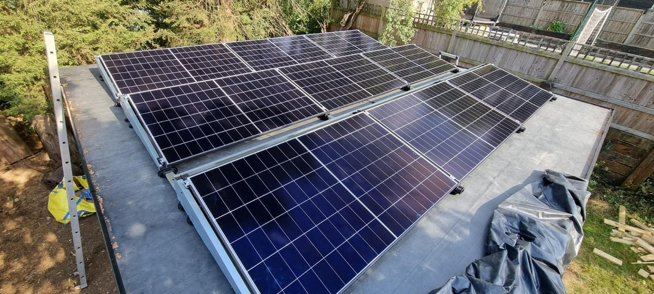 Rooftop solar panel array for efficient energy use