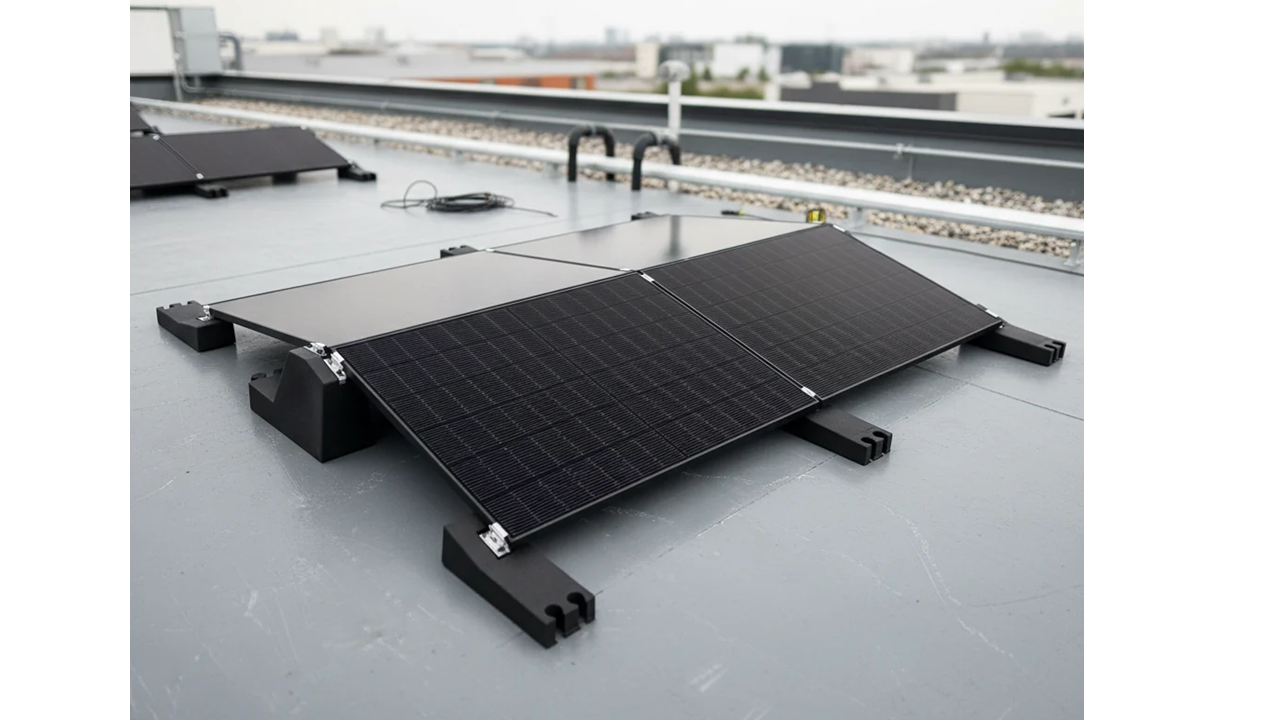 Gaia Rubber Self-Ballasted Mounting System | East / West | 10-Degrees