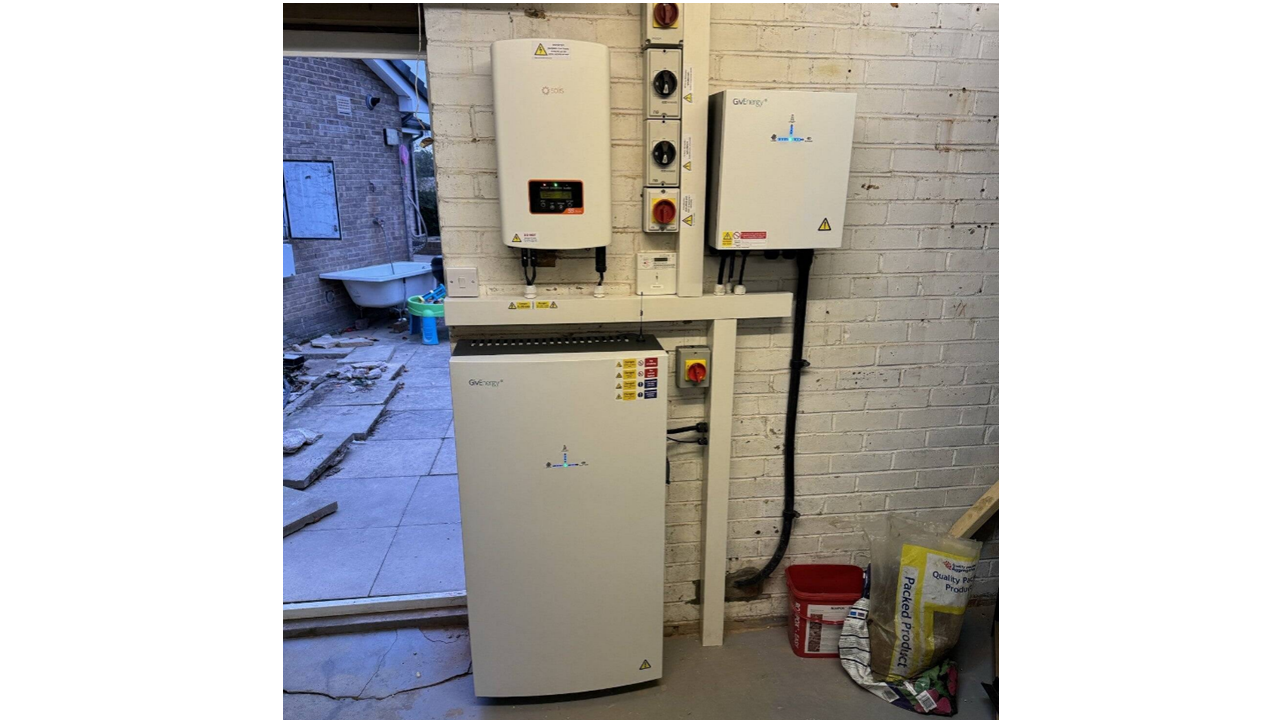 Givenergy All In One 13.5kWh installation by ITS Technologies