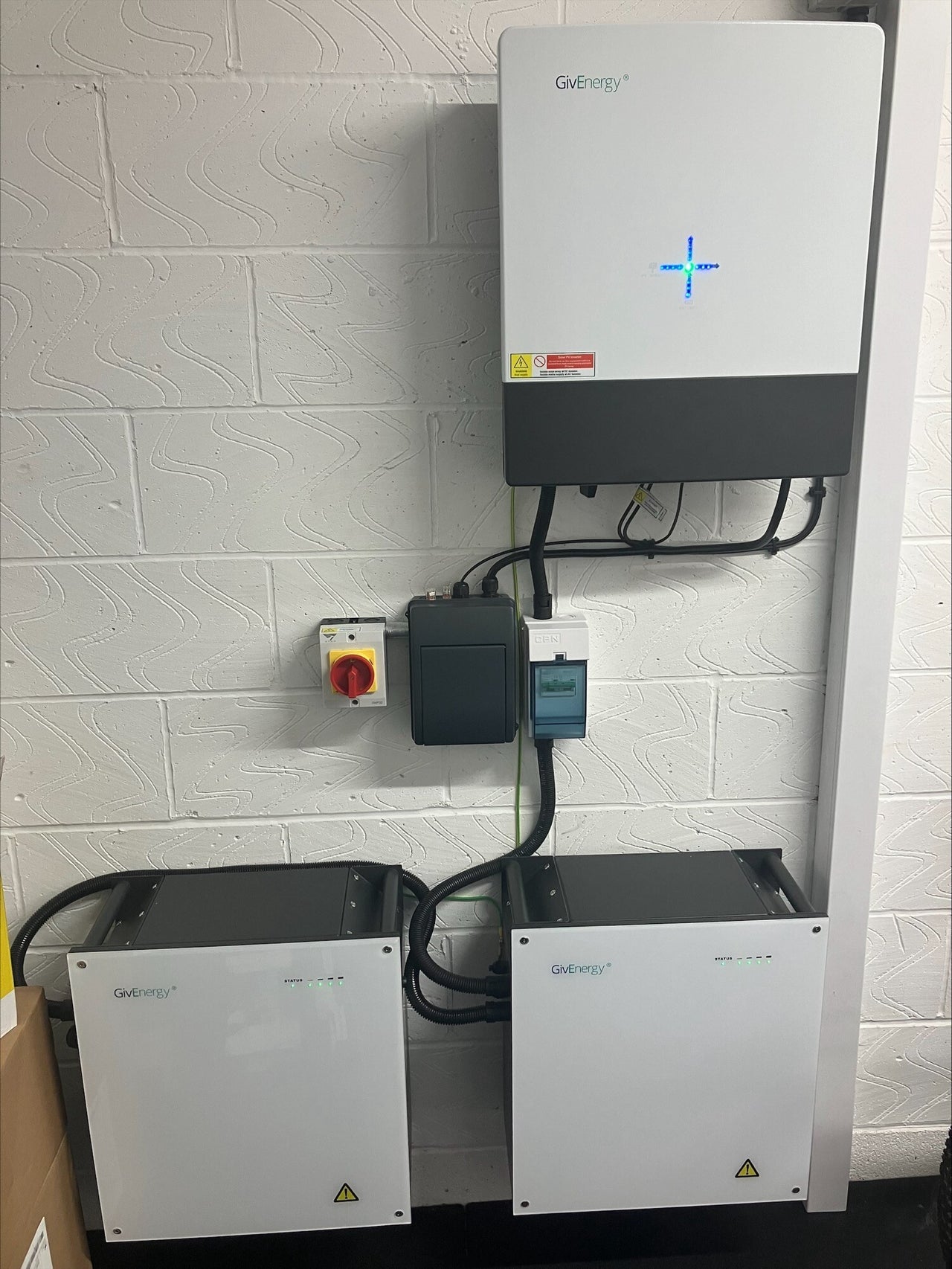 Givenergy 5kW Hybrid with 2 x 5.2kWh batteries installation