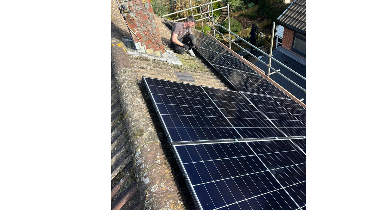 3.76kW | 470W AIKO Solar Panel | Nottingham