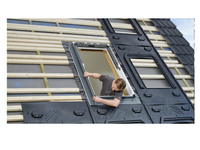 Thumbnail for Installation of GSE in-roof system with window frame